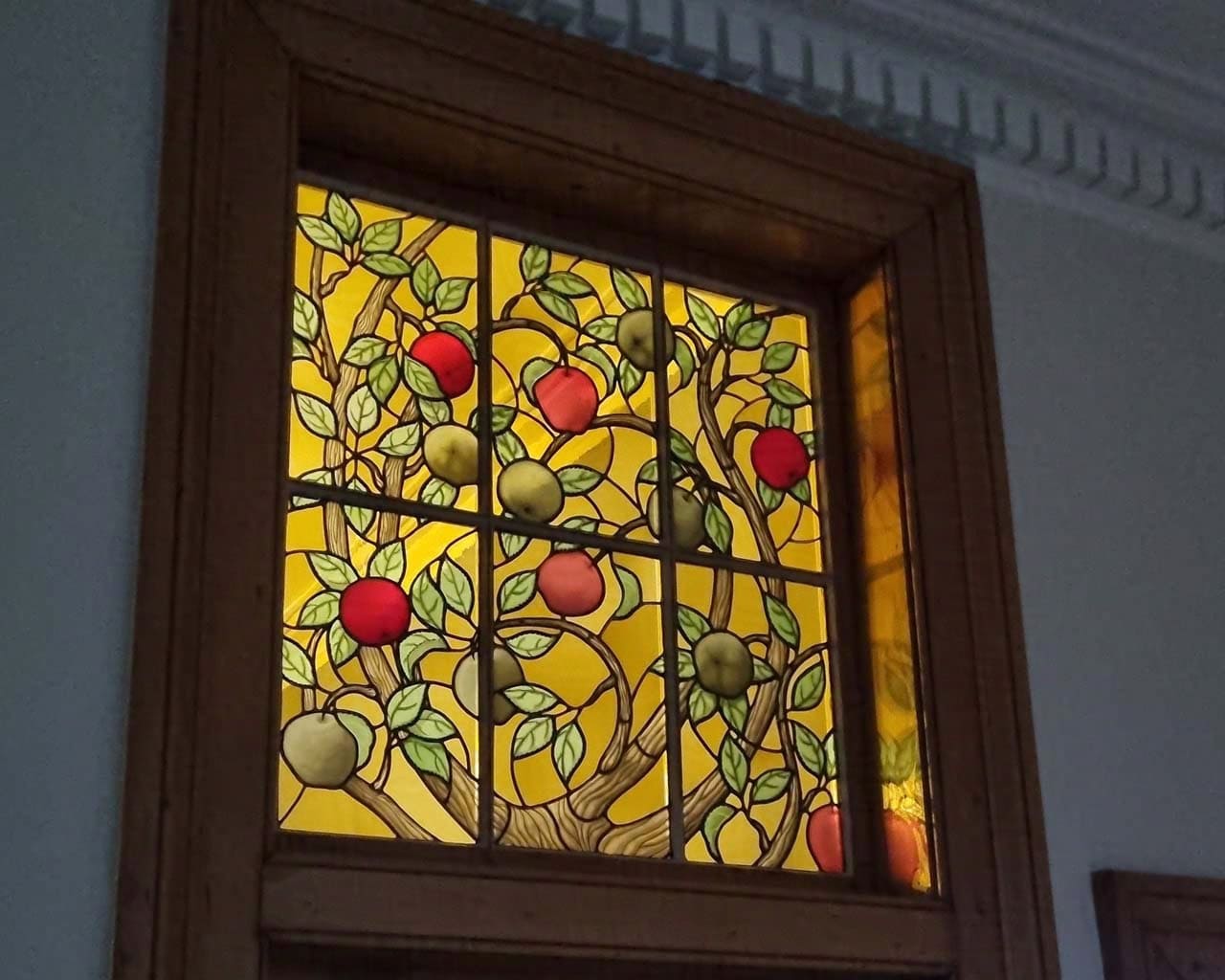 Apples - Transom Light